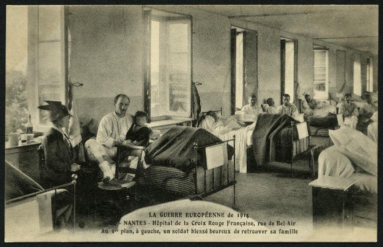 Guerre Européenne de 1914. Nantes. Hôpital de la Croix-Rouge française, rue de Bel-Air
